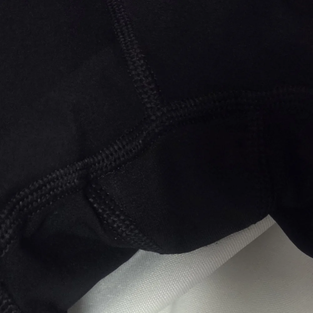 Lululemon Athletica Black and White Skater Mini Skirt - Picture 7 of 10